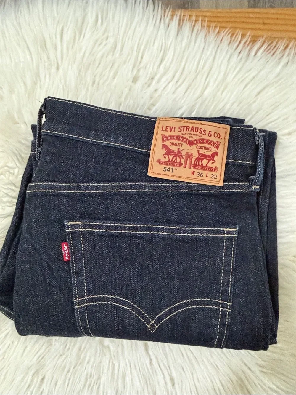 Levi's Men's Dark Indigo Straight Jeans Size 36X32